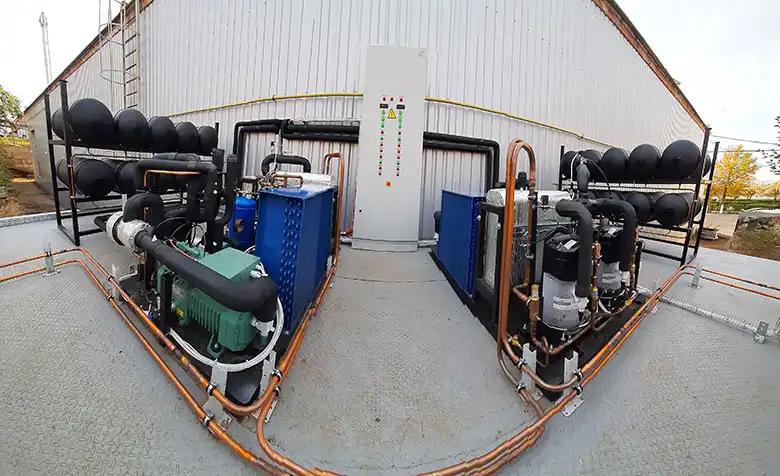 Двухкаскадная холодильная установка для камеры заморозки