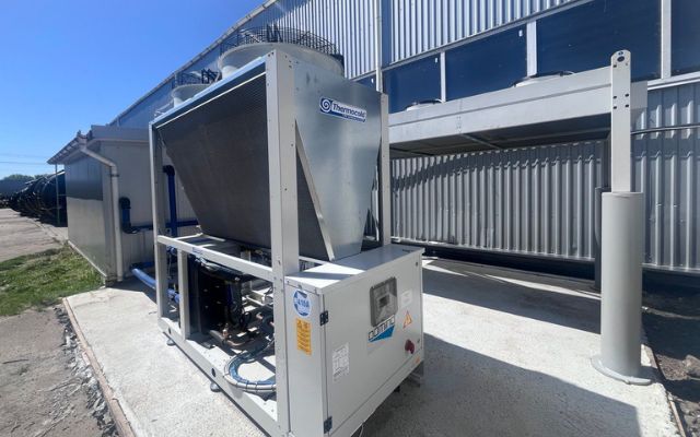 чиллер для охлаждения пресс-форм в системе с драйкуллером