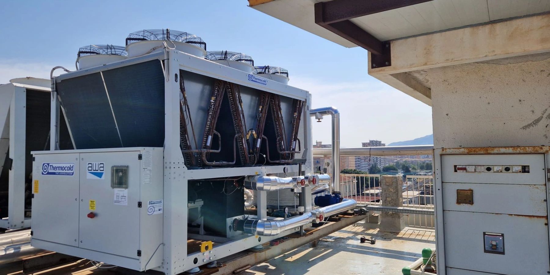 Чиллер з тепловим насосом - переваги