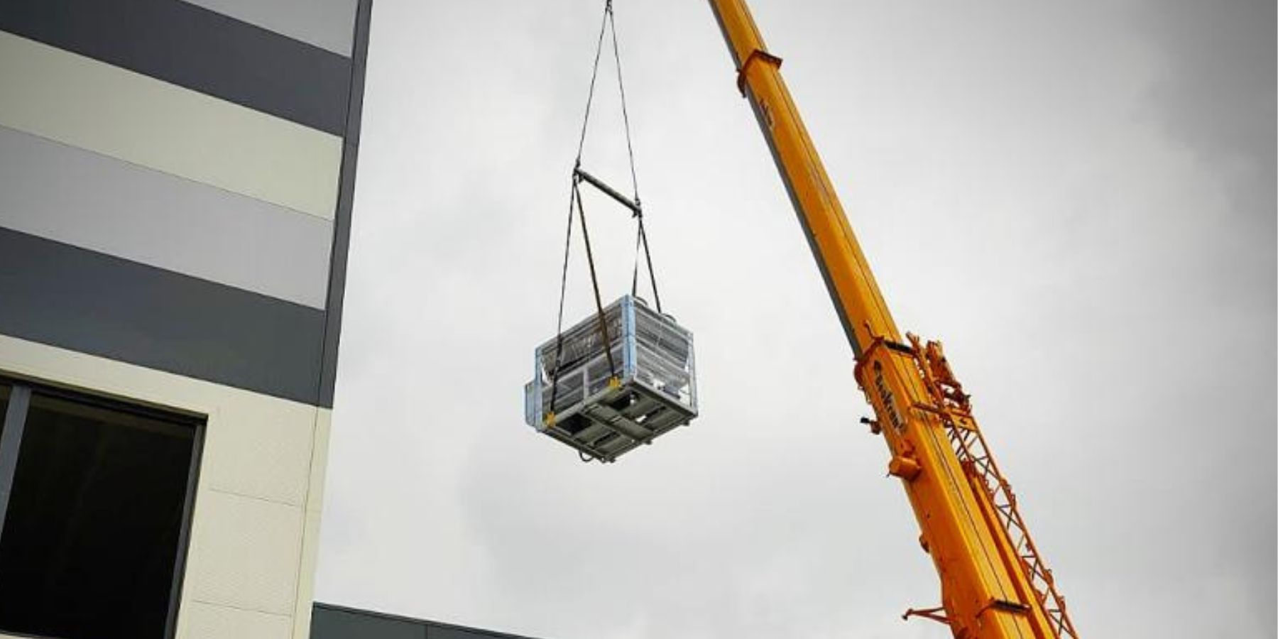 монтаж системи чилер фанкойл