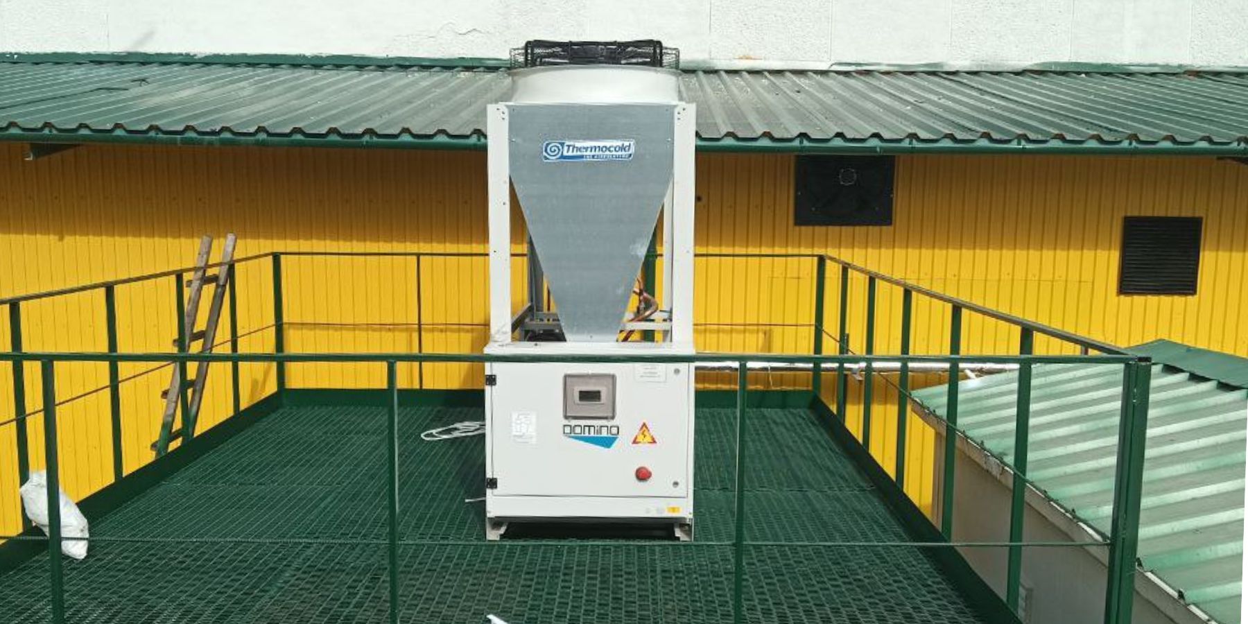 Охладитель воды промышленный на полиграфическом предприятии