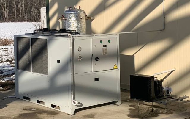 водоохладитель промышленный для конденсации паров органических веществ