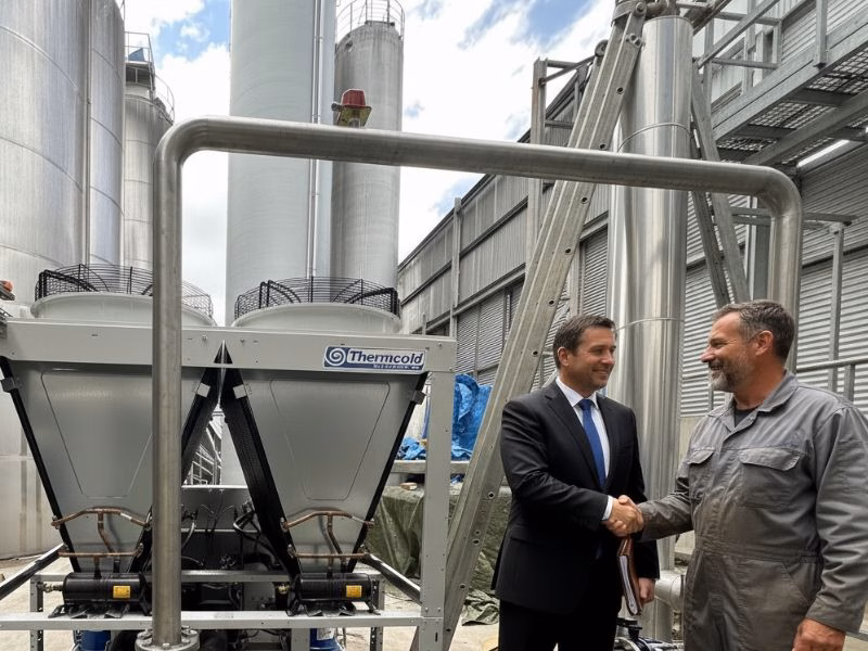 Владелец и наладчик заключили договор на сервис чиллера