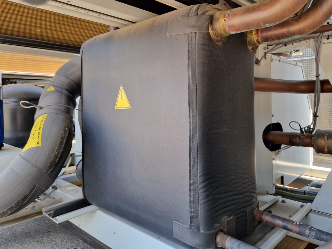 Чиллер б/у (510 кВт) Carrier 30 RQP 520