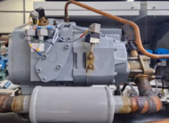 Чиллер б/у (716 кВт) Carrier 30 HXC 200