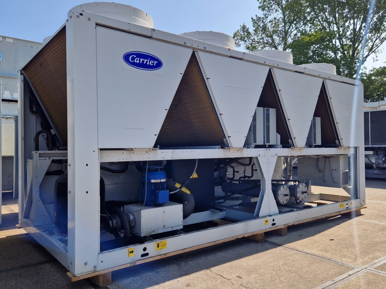 Чиллер б/у (510 кВт) Carrier 30 RQP 520