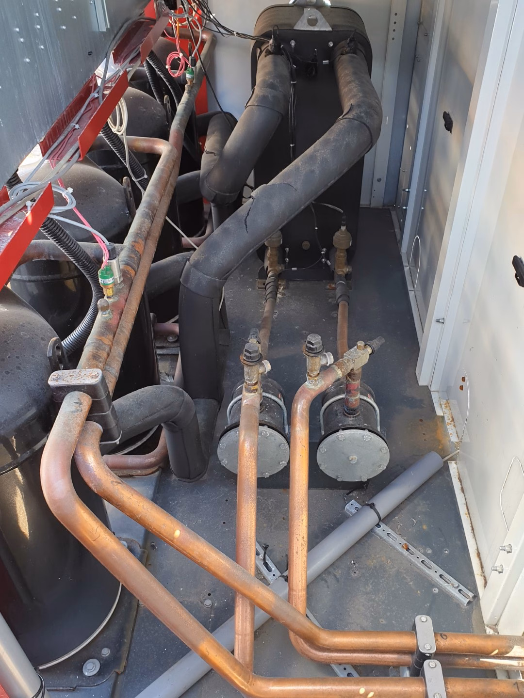 Чиллер б/у (307,6 кВт) Lennox NAC 300D NM4M