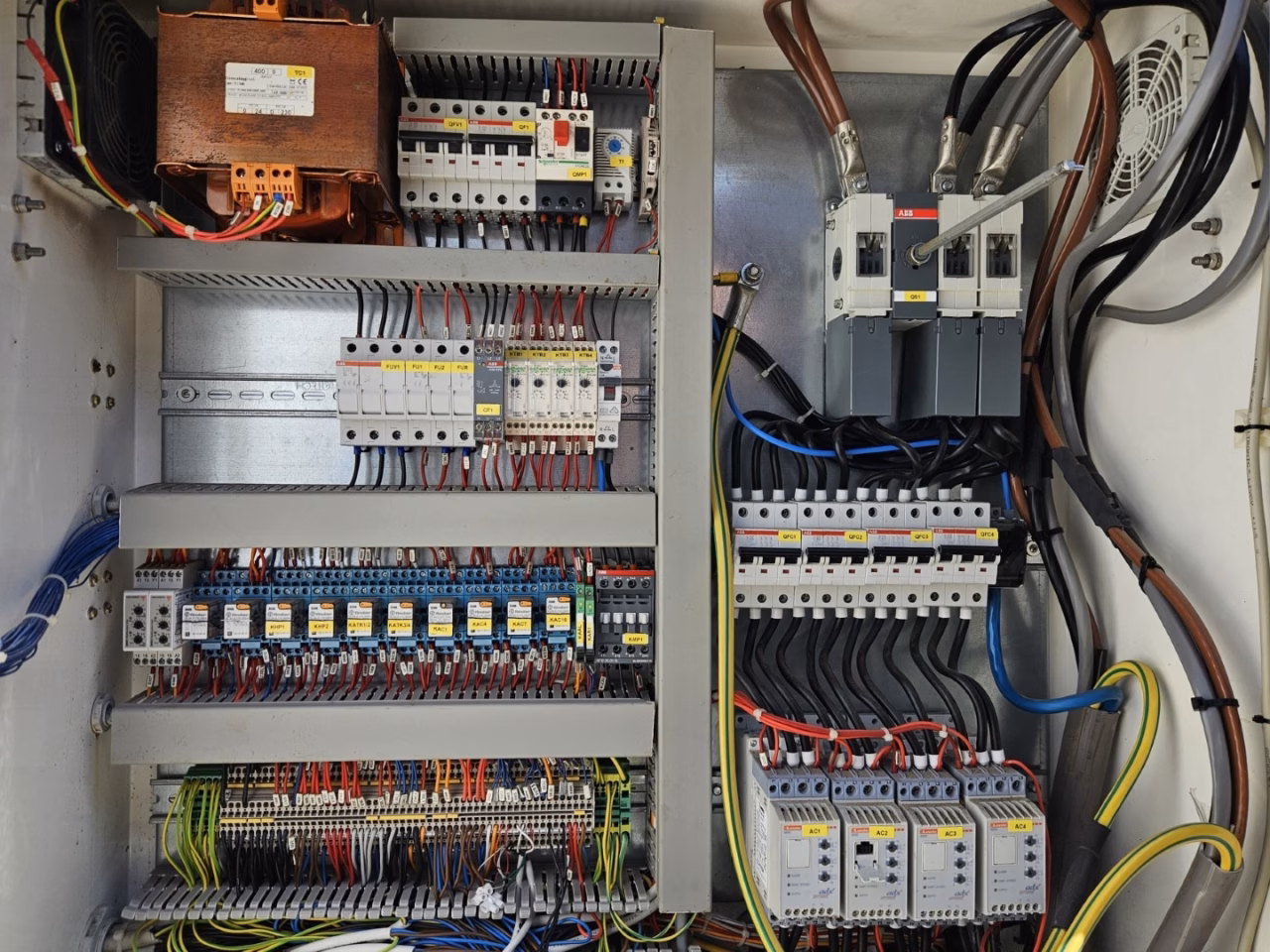 Чиллер б/у (261 кВт) Aircool Multipower-A TR 260 B