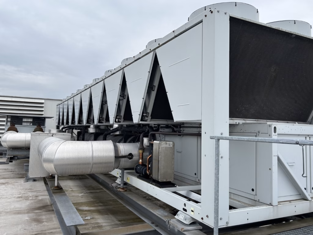 Вживаний чиллер Carrier