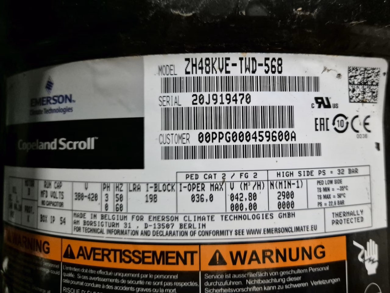 Чиллер б/у (102 кВт) Carrier 61AF 105